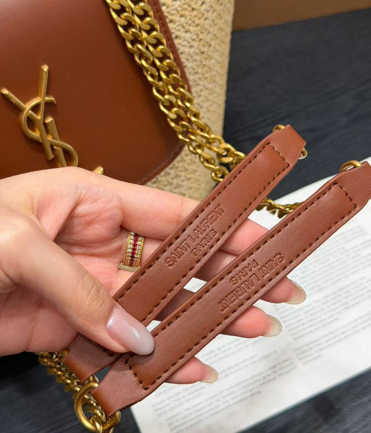 Saint Laurent Manon em Ráfia – Bolsa transversal
