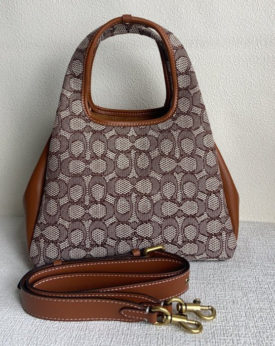 Coach Lana Shoulder 23 - Estampa Signature