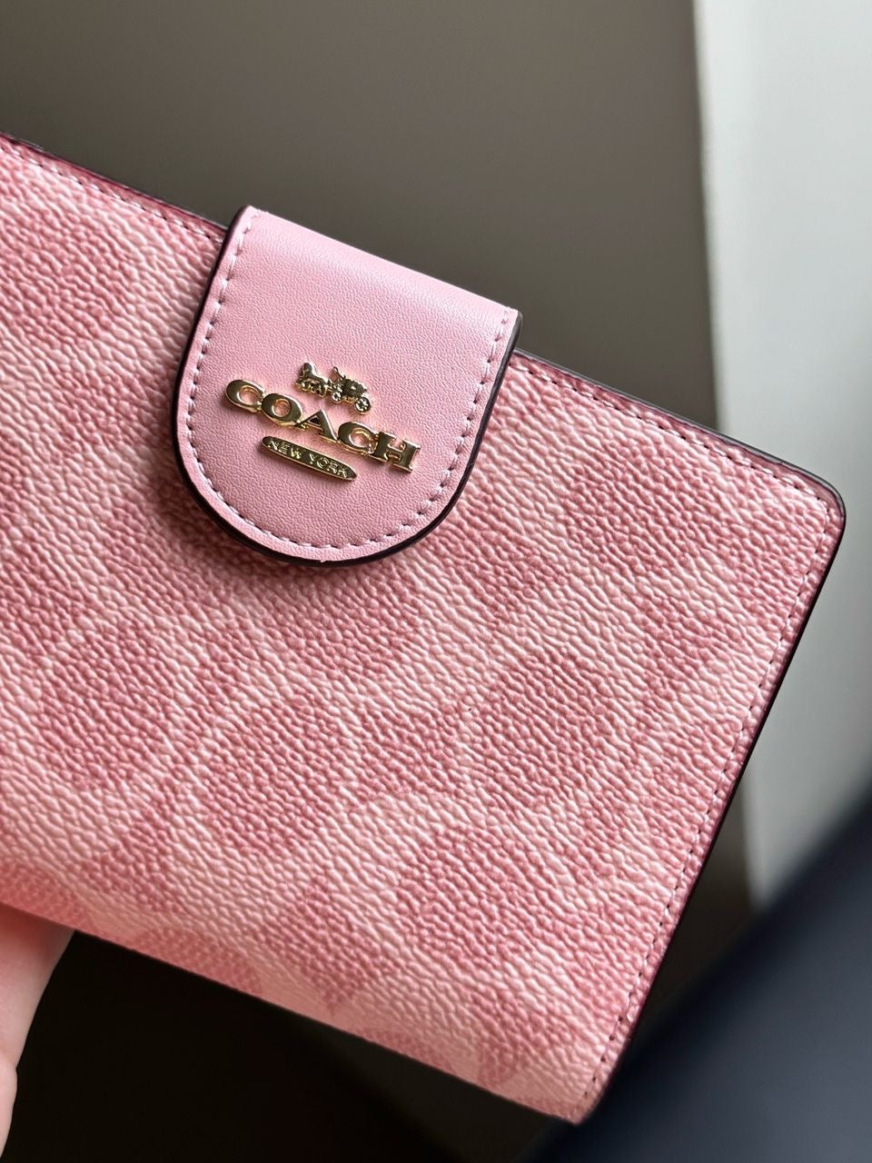 Carteira Coach Corner Zip - Rosa