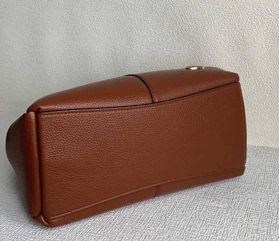 Coach Lana Shoulder 23 - Castanho conhaque