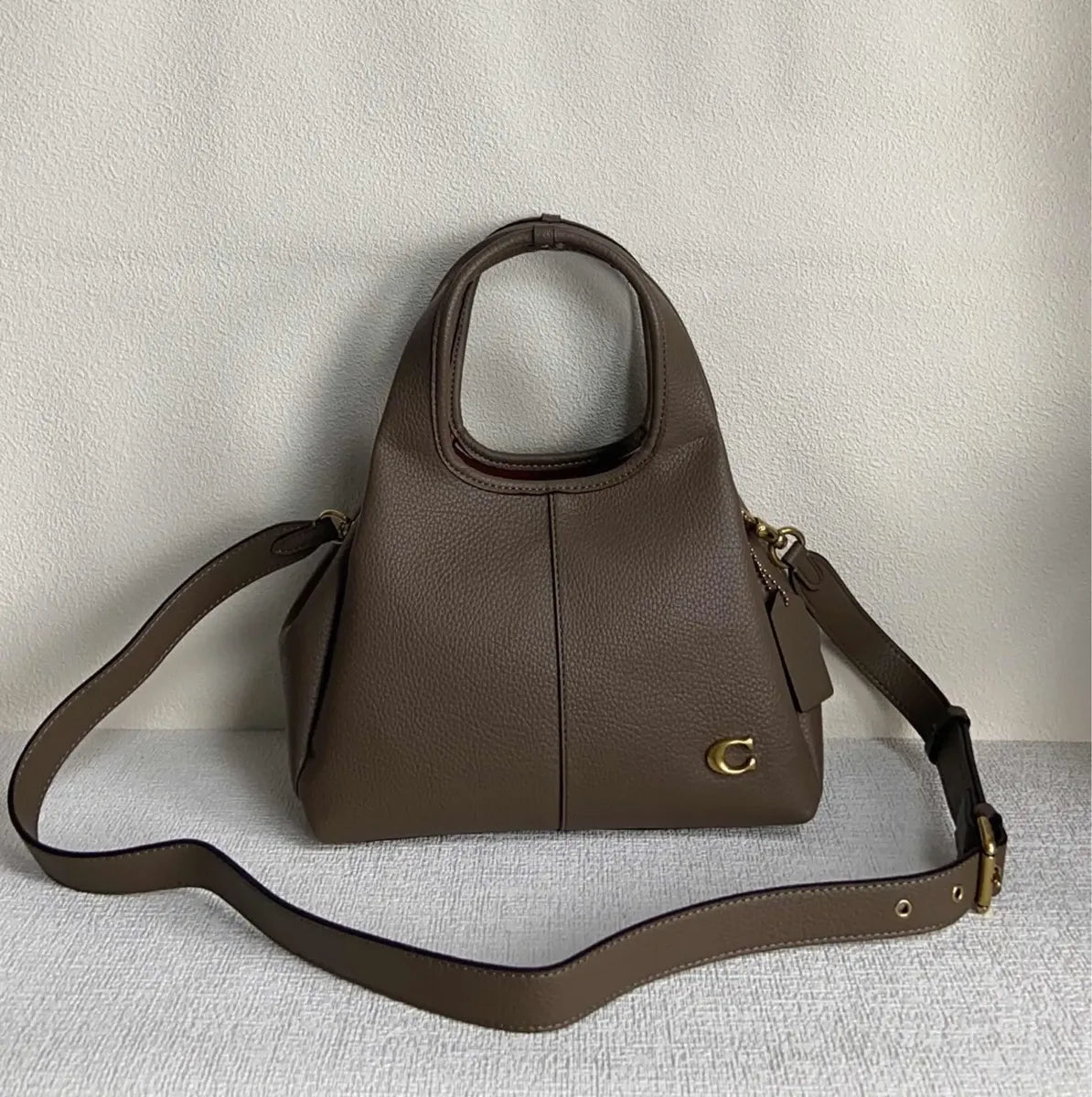 Coach Lana Shoulder 23 - Castanho
