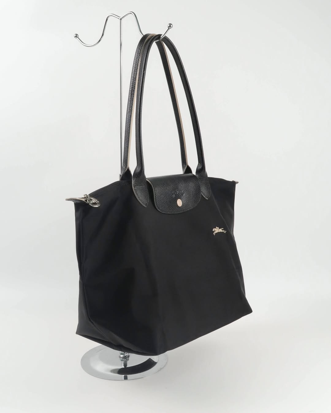 Longchamp L - Preto com acabamento em branco