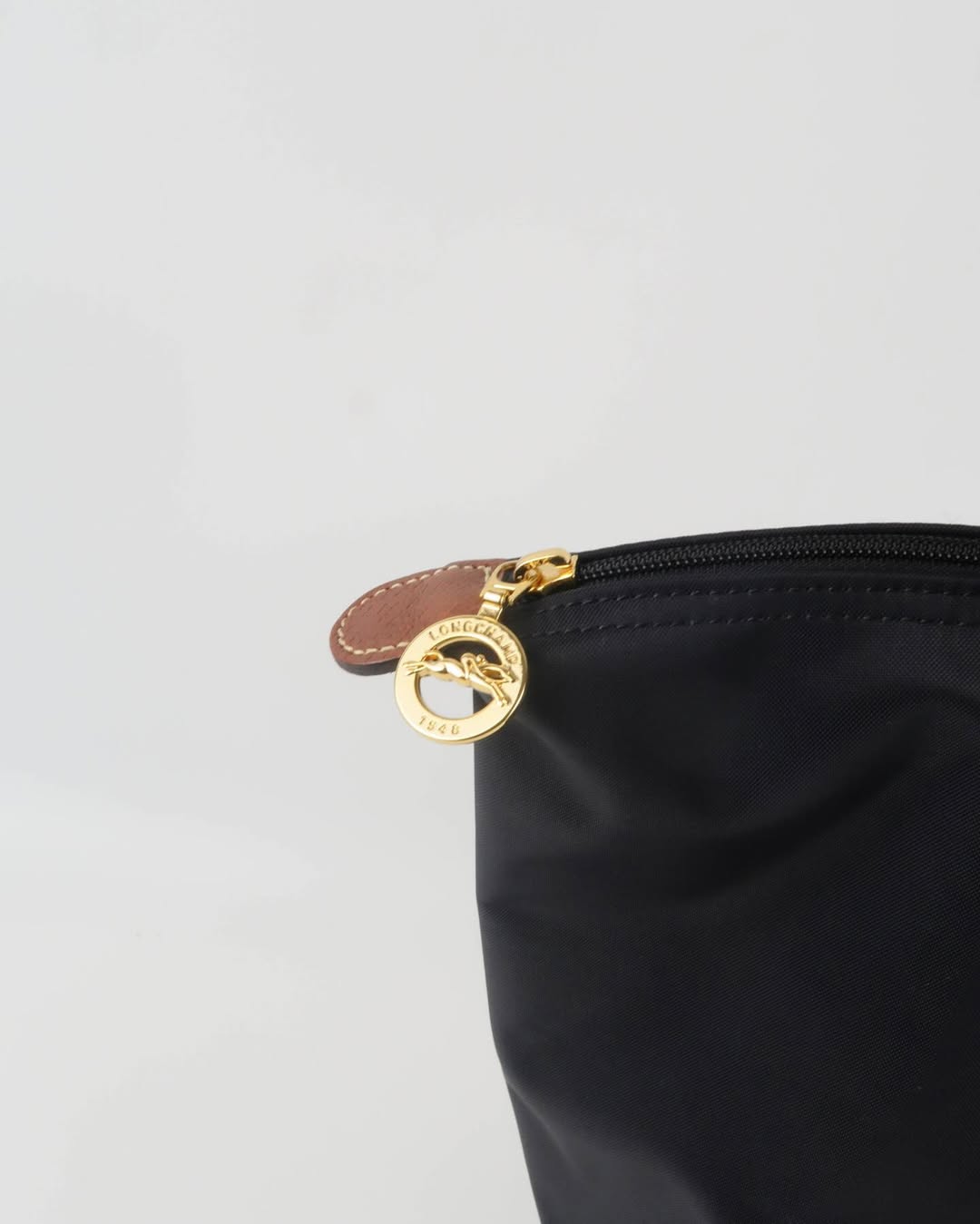 Longchamp M - Preto