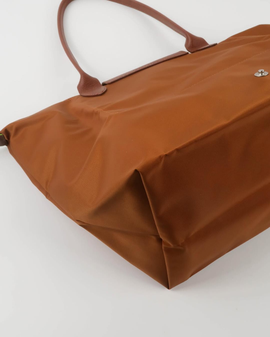 Longchamp L - Conhaque