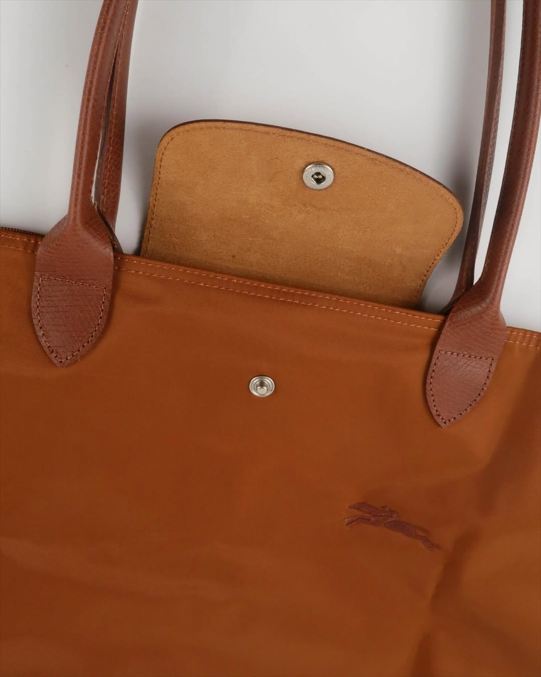 Longchamp L - Conhaque