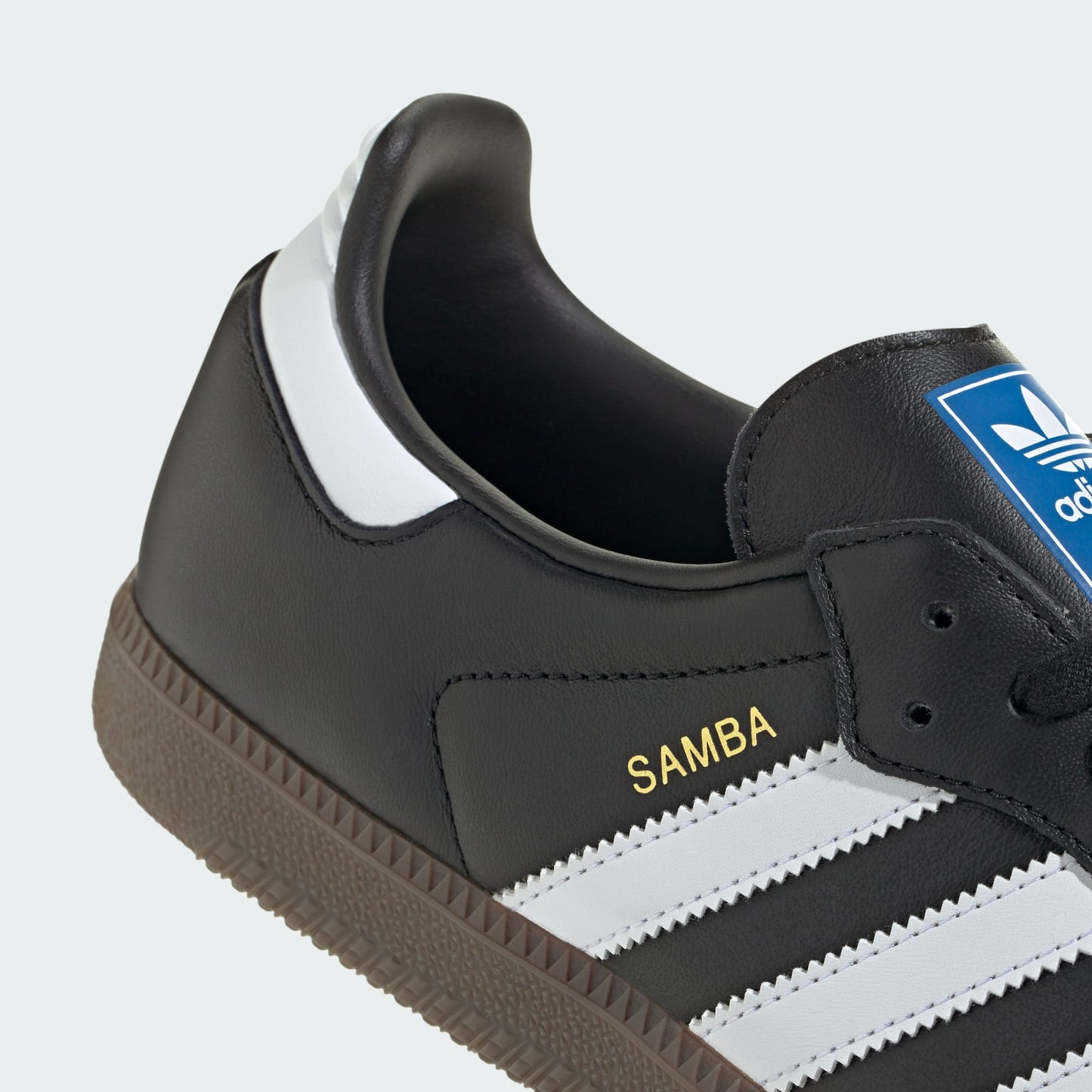 Adidas Samba OG - Preto com acabamento em branco