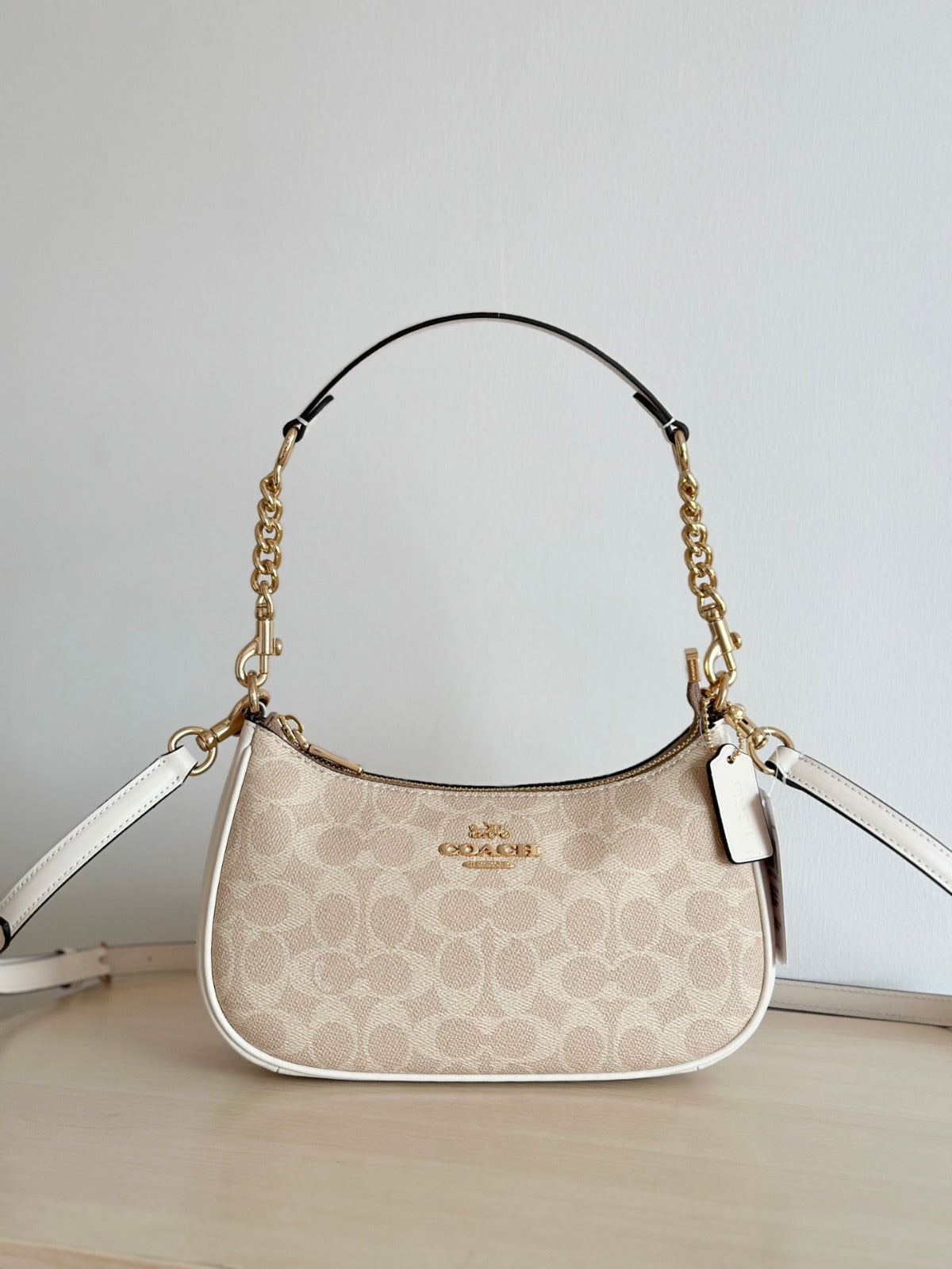 Coach Teri Shoulder Bag - Bege e branco