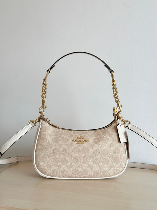 Coach Teri Shoulder Bag - Bege e branco