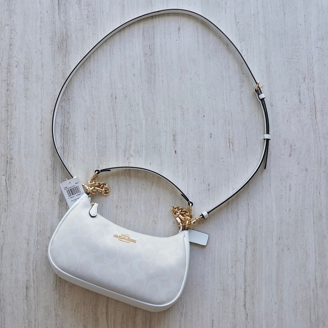 Coach Teri Shoulder Bag - Branca