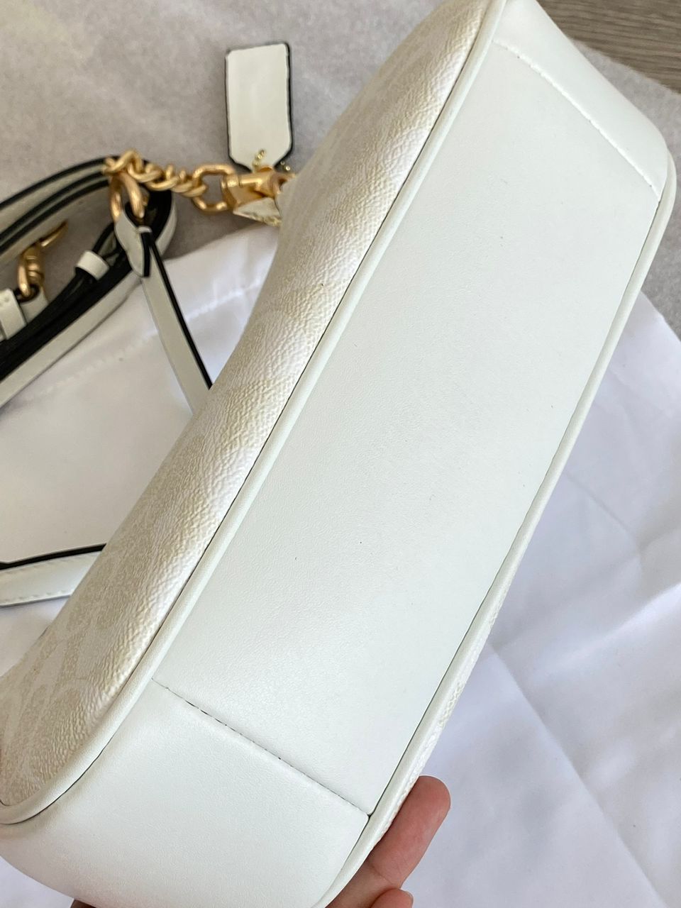 Coach Teri Shoulder Bag - Branco e marfim