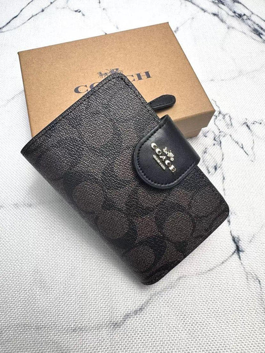 Carteira Coach Corner Zip - Preto e castanho escuro