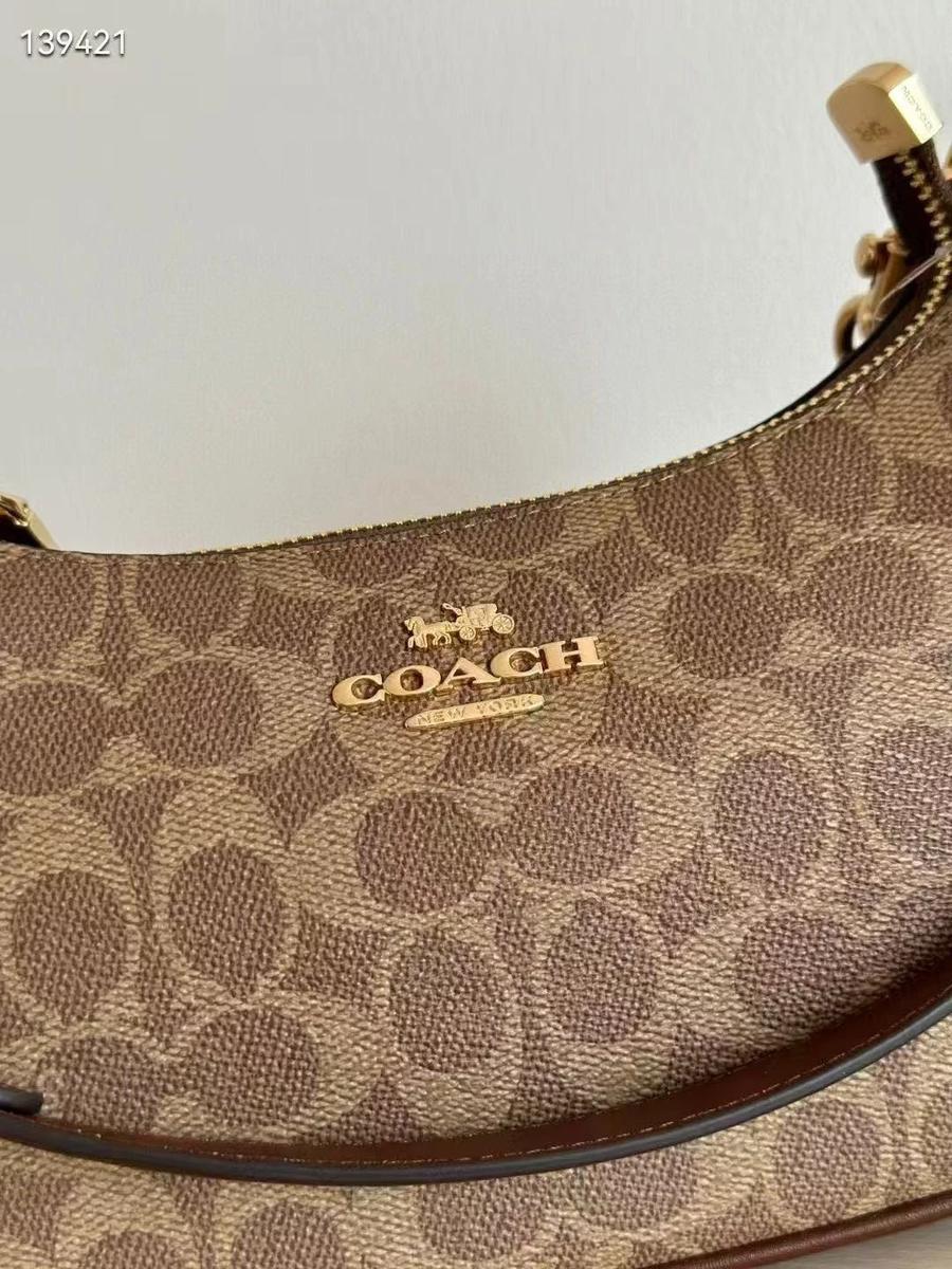 Coach Teri Shoulder Bag - Castanho