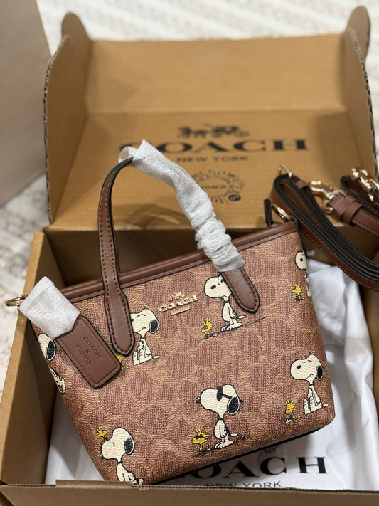 Coach City Tote Mini - Snoopy