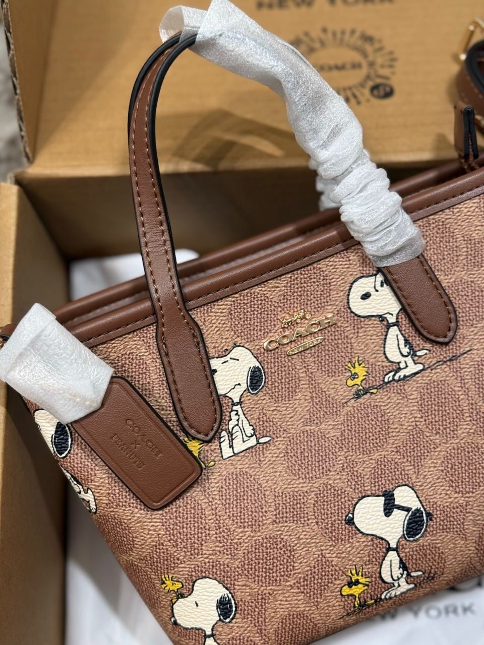 Coach City Tote Mini - Snoopy