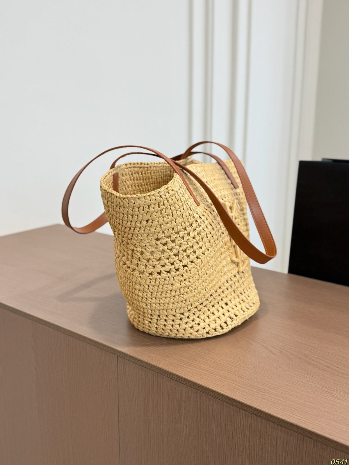 Saint Laurent Panier Small em Ráfia
