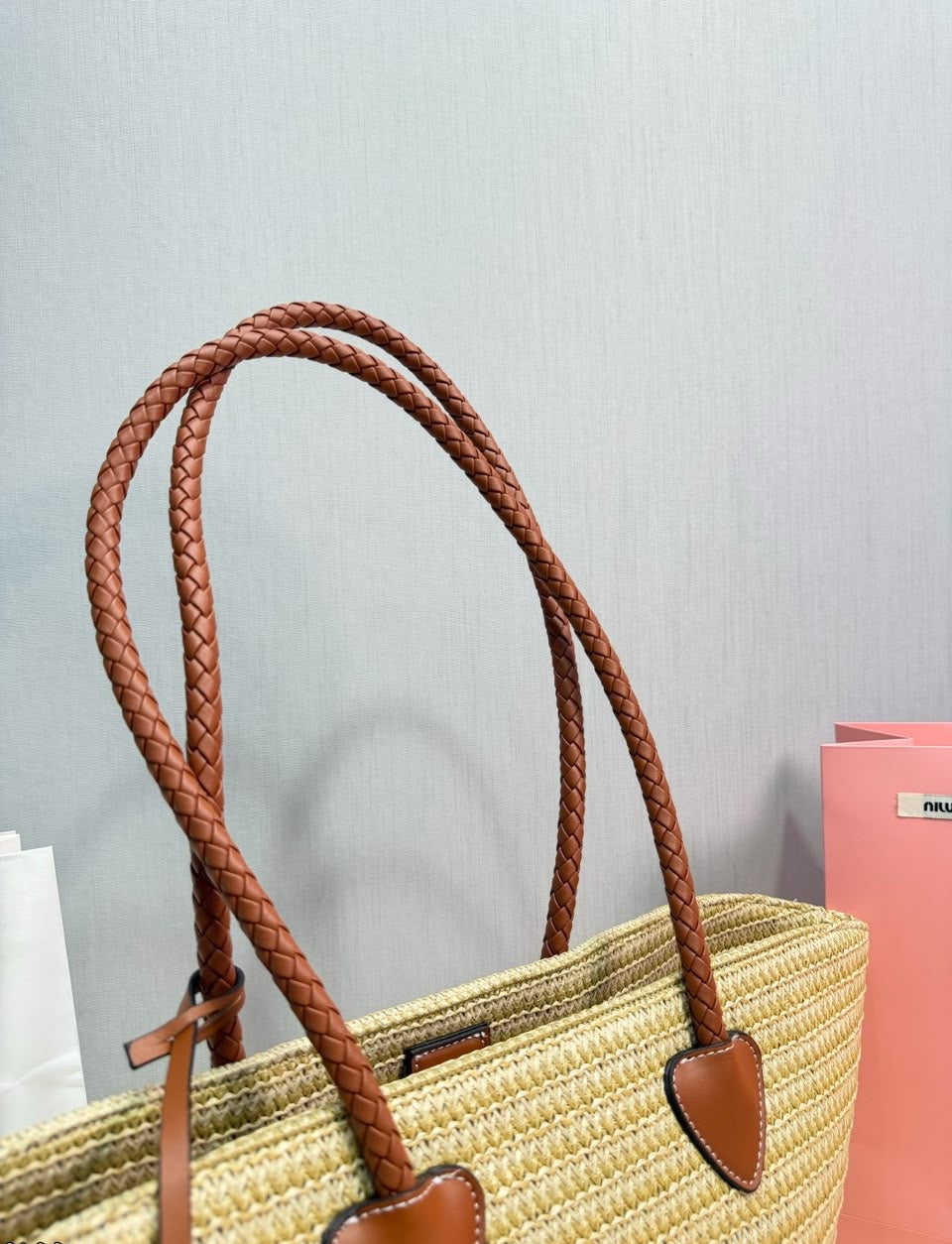 24 × 26 cm