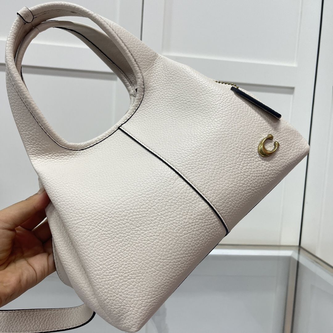 Coach Lana Shoulder 23 - Branca