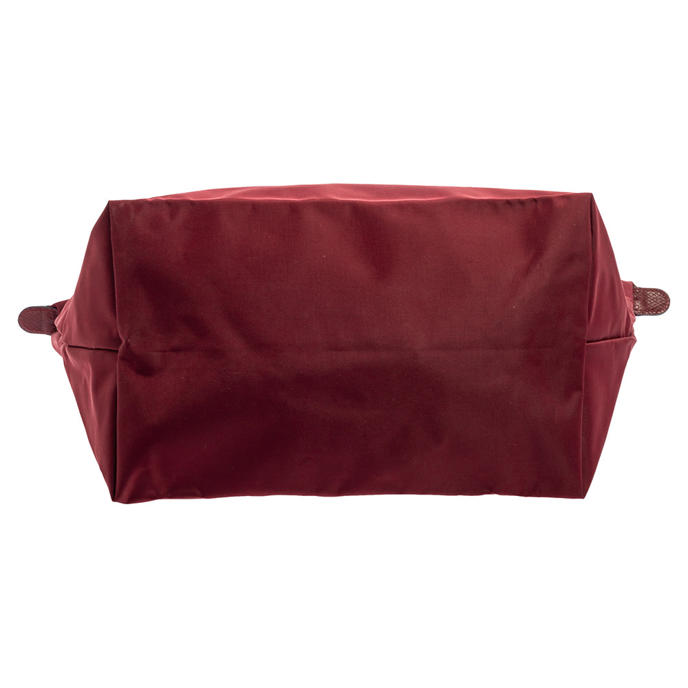 Longchamp M - Vermelho granada com acabamento em preto
