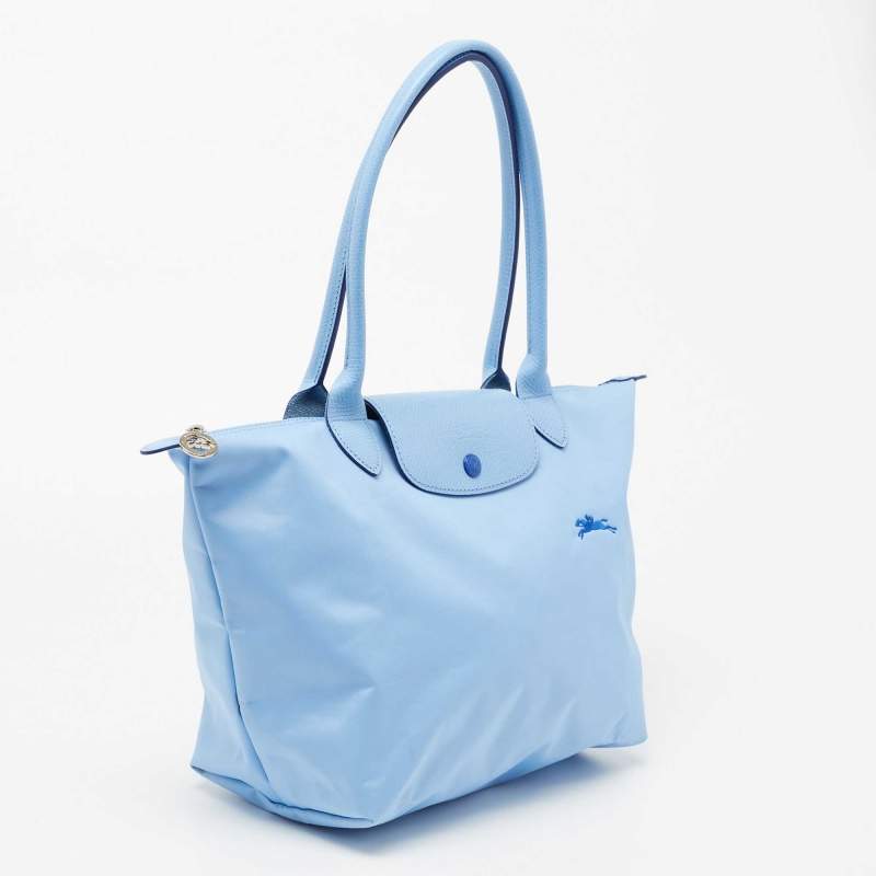 Longchamp M - Azul bebê com acabamento em azul marinho