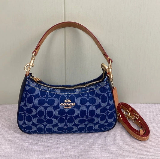 Coach Teri Shoulder - Azul jeans