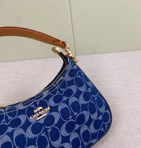 Coach Teri Shoulder - Azul jeans